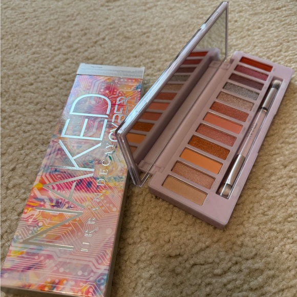 Urban Decay Other - Brand New Urban Decay Naked Cyber eyeshadow palette